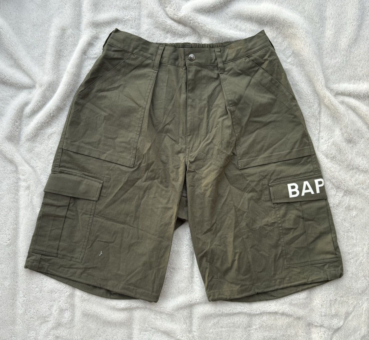 Bape Bape 6 Pocket ‘Olive Drab’ Cargo Size US 32 / EU 48 - 1 Thumbnail