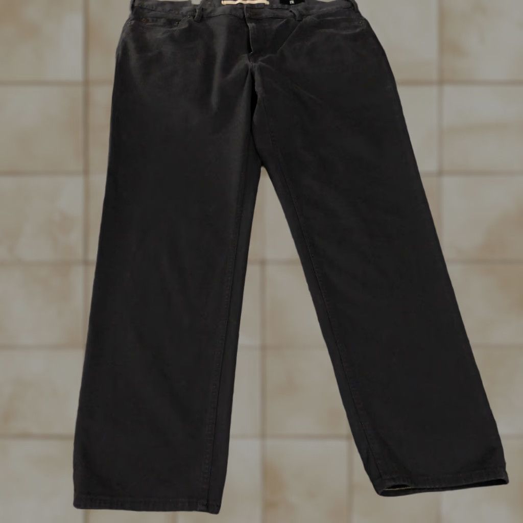 Banana Republic Banana Republic Mens Pants 40x32 Black Tapered Stretch Comfort Chino Flat Front Slim Front Logo 5-Pocket Workwear Casual Business Mens Size US 40 / EU 56 - 1 Thumbnail
