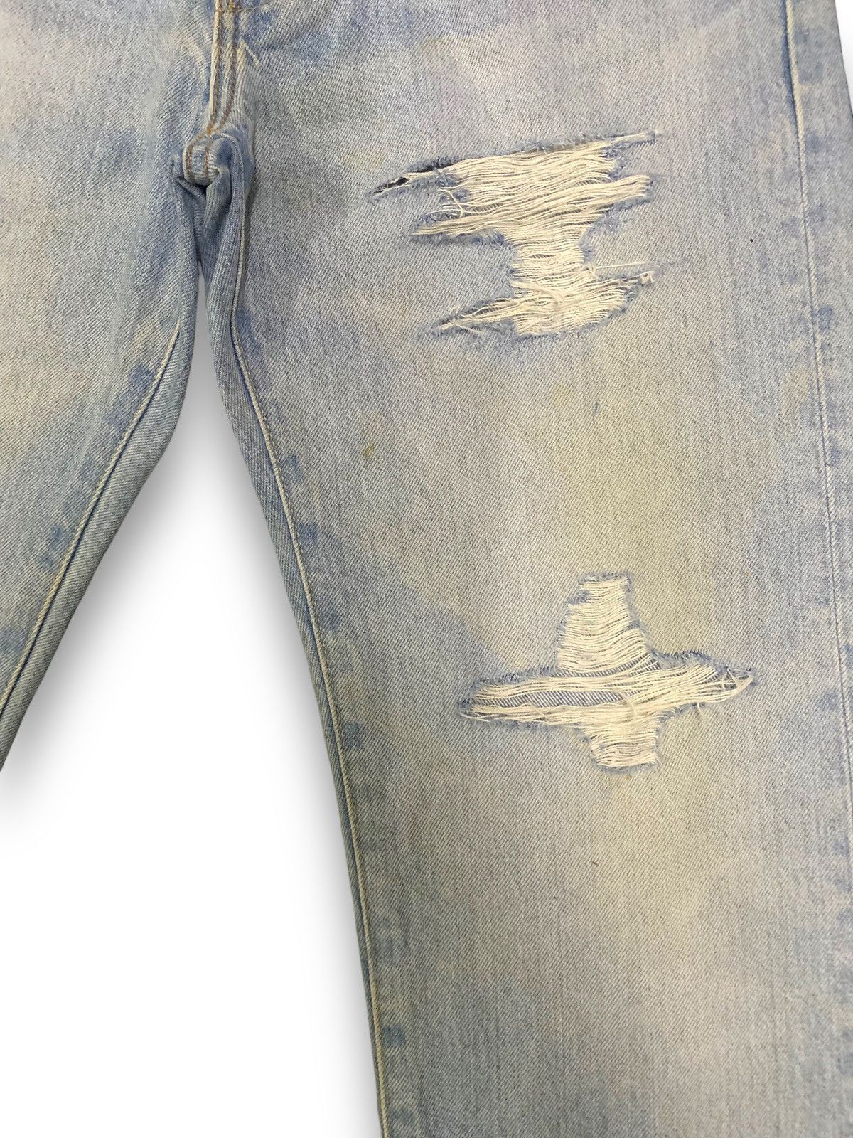 Uniqlo Vintage Y2K Uniqlo Mud Wash Straight Fit Distressed Jeans Size US 29 - 8 Thumbnail