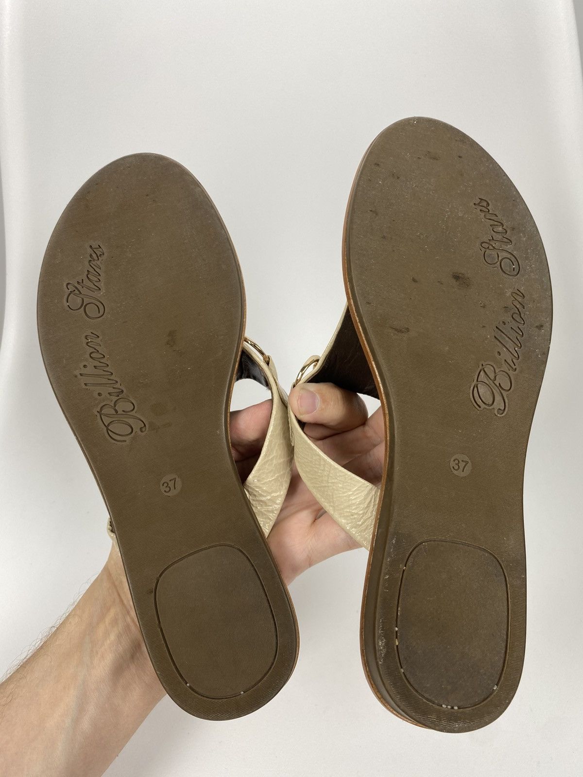 Other Waggon Paris Genuine Leather Flip Flops Slides size 37 Size US 7 / IT 37 - 8 Thumbnail