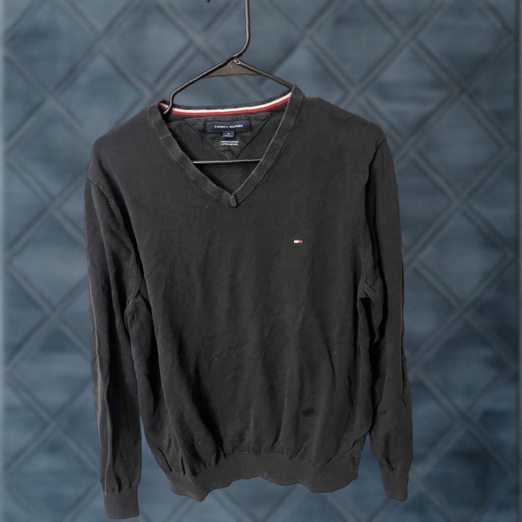 Tommy Hilfiger Tommy Hilfiger Sweater Mens Medium Black V-Neck Premium Cotton Pullover Logo Size US M / EU 48-50 / 2 - 1 Thumbnail