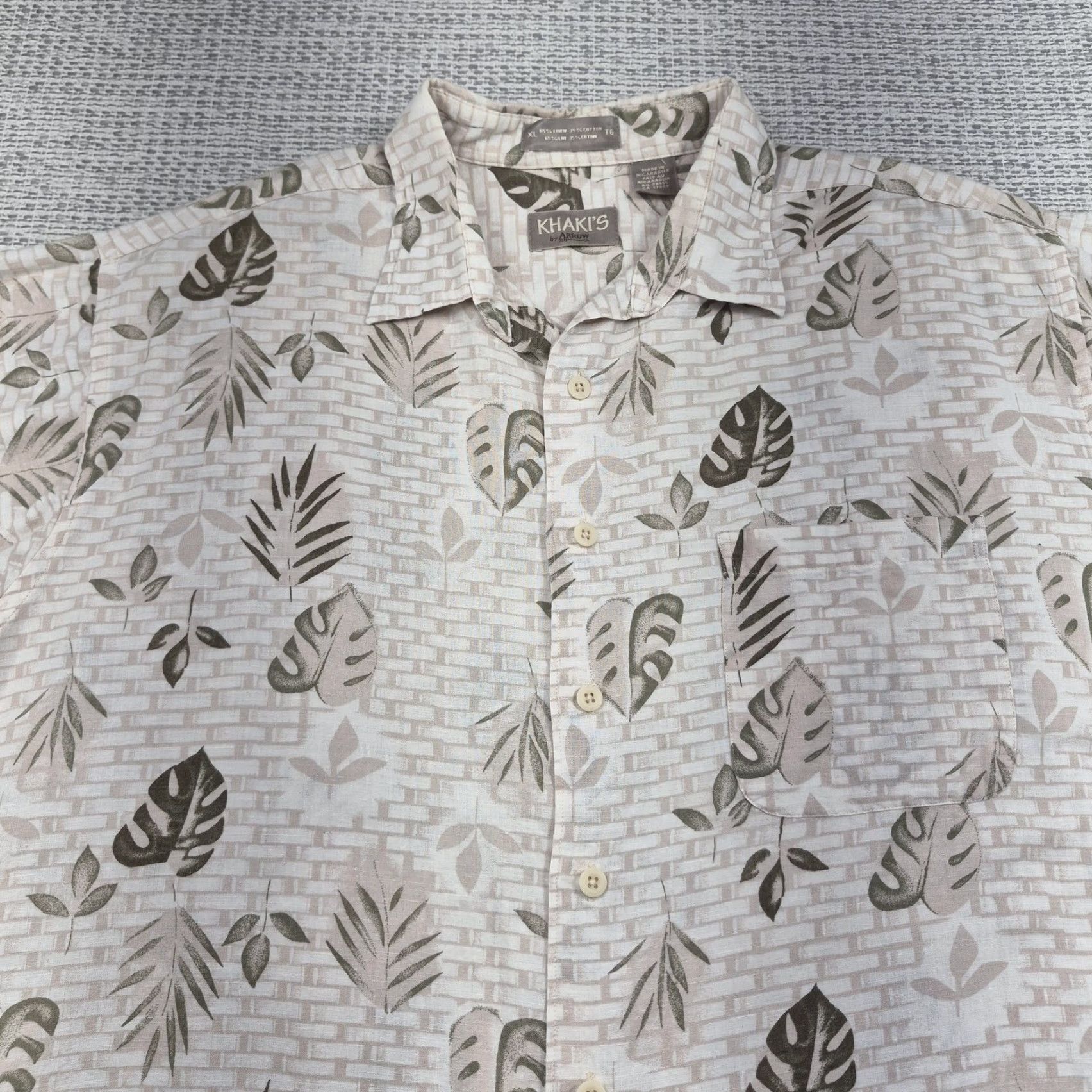Arrow VINTAGE Arrow Shirt Mens XL Khaki's By Arrow Button-Up Beige Linen Cotton Floral Short Sleeve 90s Tropical Hawaiian Aloha Leaf Print Size US XL / EU 56 / 4 - 4 Thumbnail