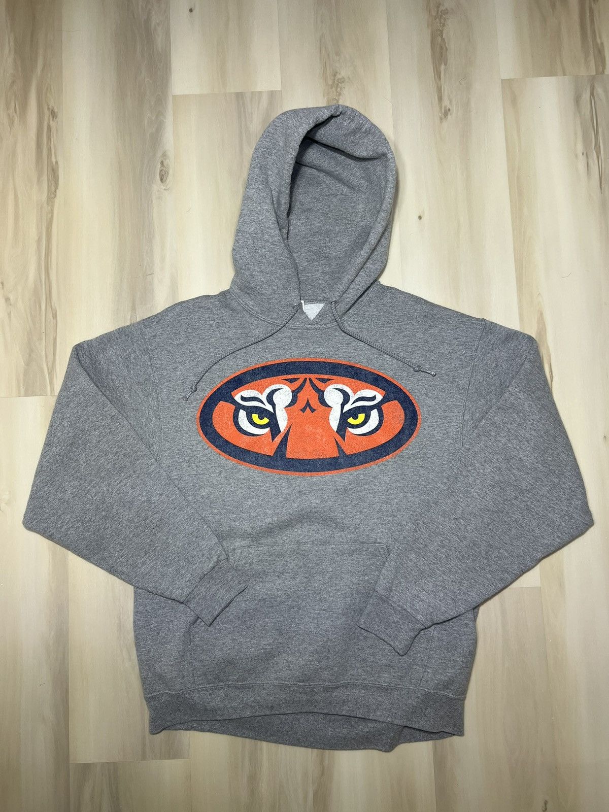 NCAA NCAA Auburn Tiger Eye Logo unisex Sz Large gray Hoodie Size US L / EU 52-54 / 3 - 1 Thumbnail
