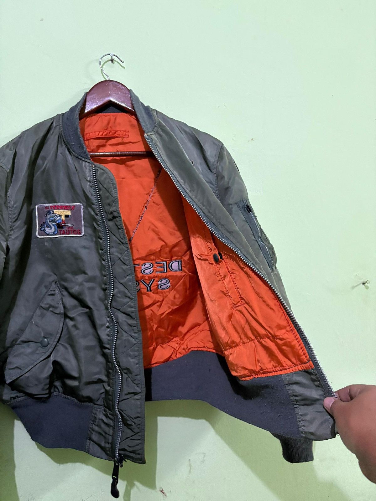 Alpha Industries VTG Alpha Industries MA-1 Jacket Destruct System Para rescue Size US M / EU 48-50 / 2 - 5 Thumbnail