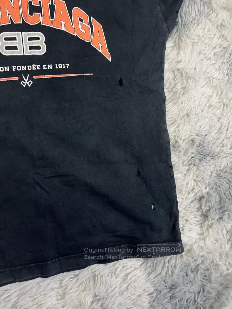 Balenciaga Balenciaga Distressed Short Sleeve Size US XS / EU 42 / 0 - 5 Thumbnail