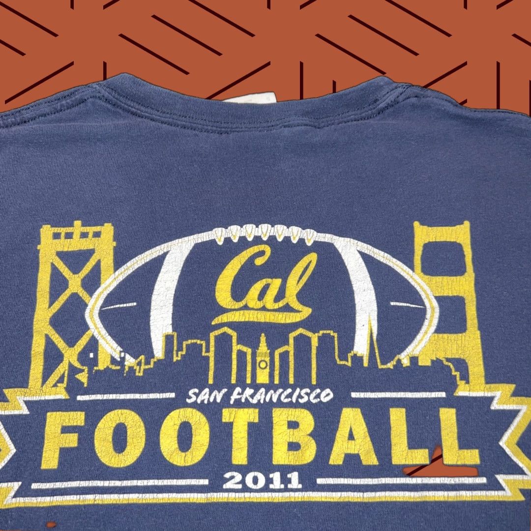 Gildan VINTAGE Cal UC Berkeley Football 2011 Shirt Small Men S Blue Gildan Cotton NCAA Golden Bears Sports Tee Size US S / EU 44-46 / 1 - 1 Thumbnail