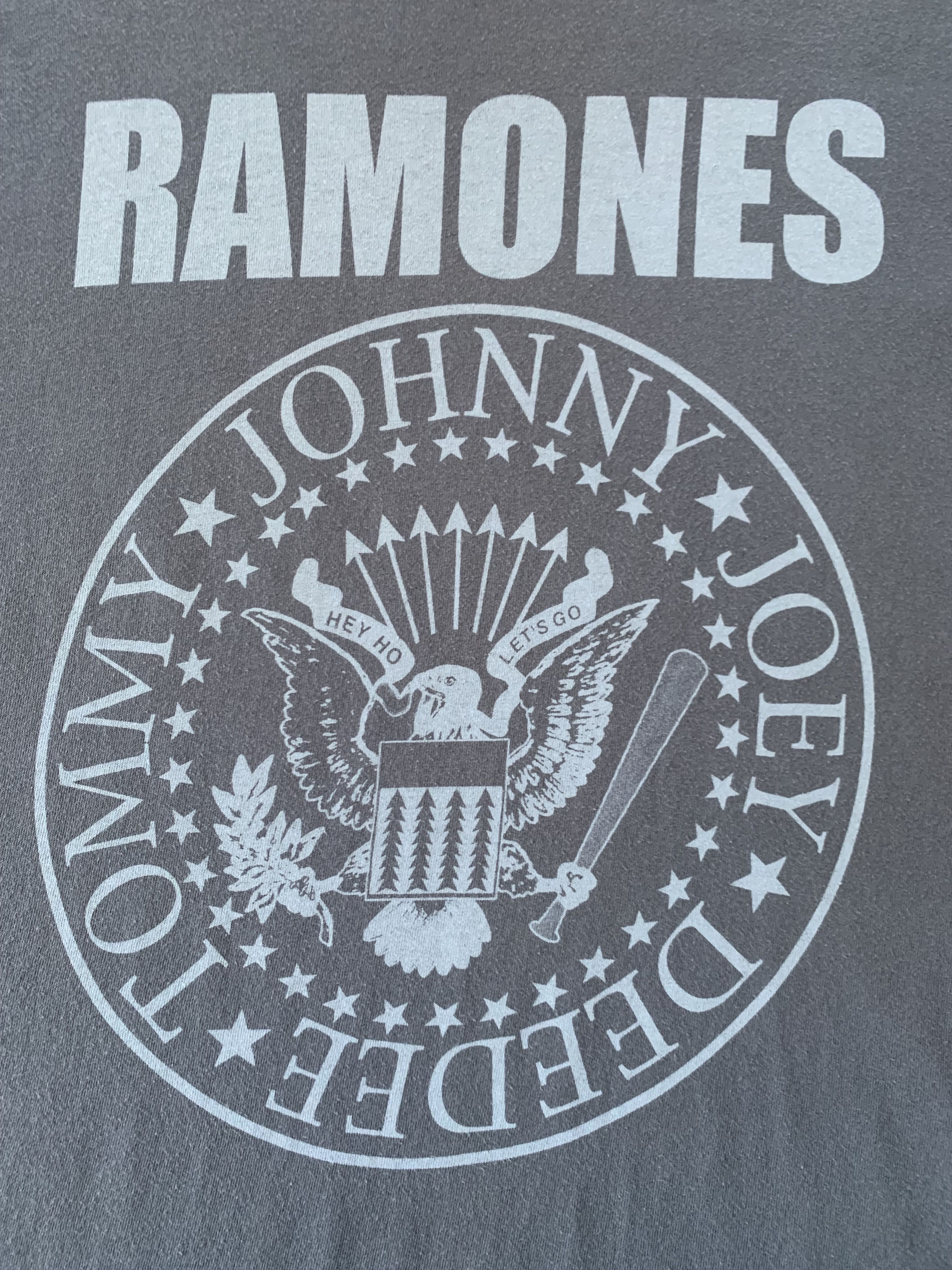 Band Tees × Vintage Rare Vintage Ramones Big Logo T Shirt Size US L / EU 52-54 / 3 - 5 Thumbnail