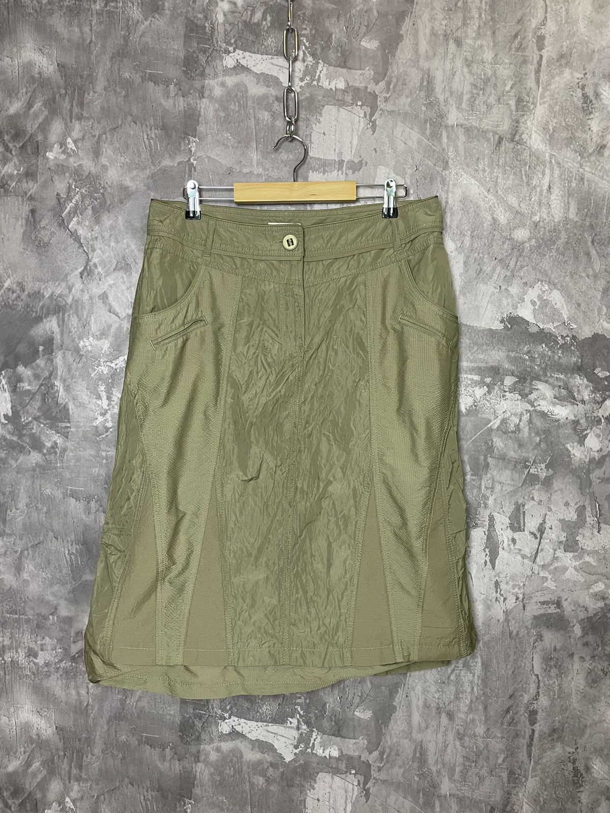 Japanese Brand × Vintage VINTAGE JAPANESE STYLE NYLON MID SKIRT Size 35" - 1 Thumbnail