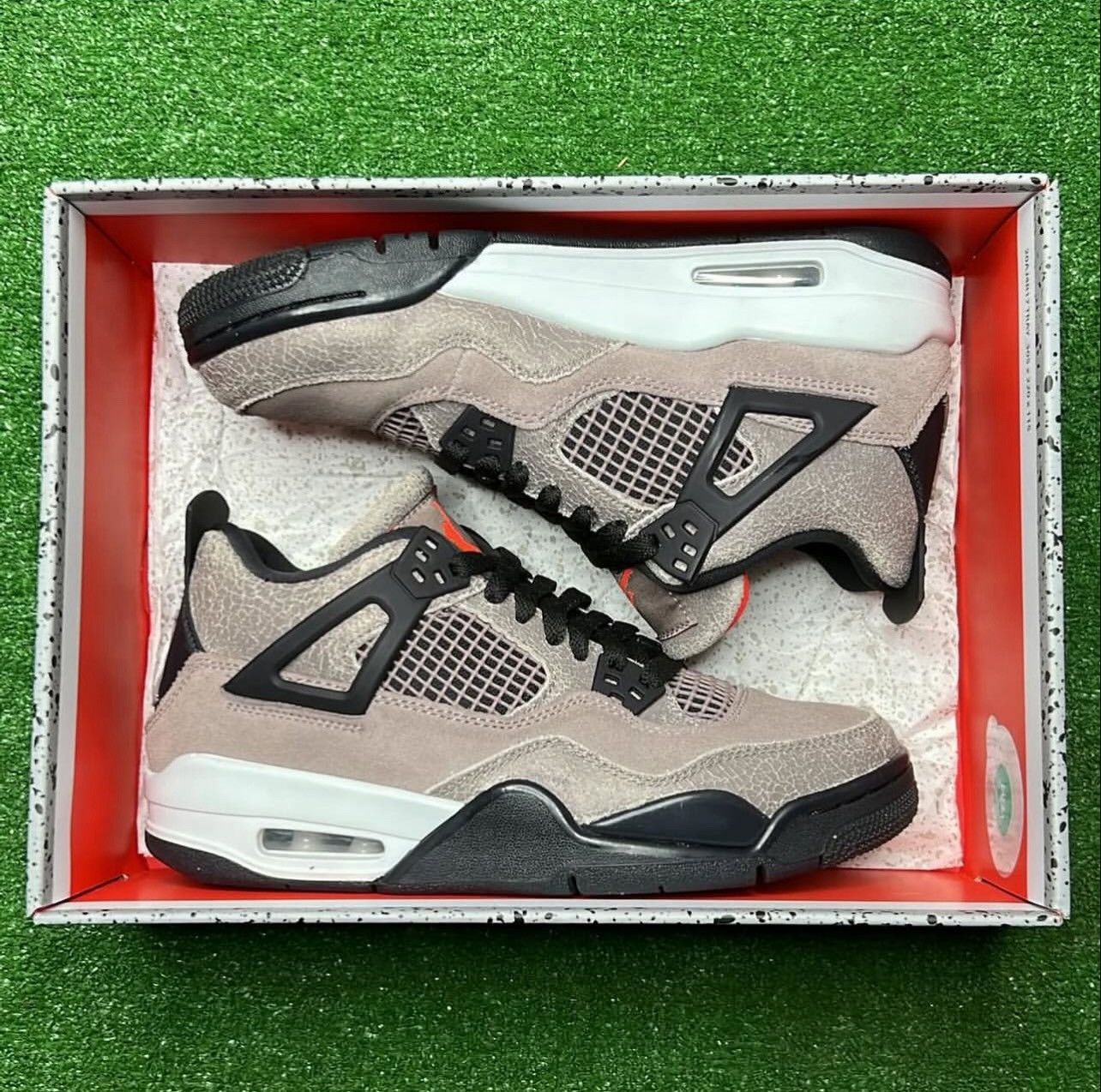 Jordan Brand Air Jordan 4 Retro GS ‘ Taupe Haze ‘ Size US 6 / EU 39 - 2 Thumbnail
