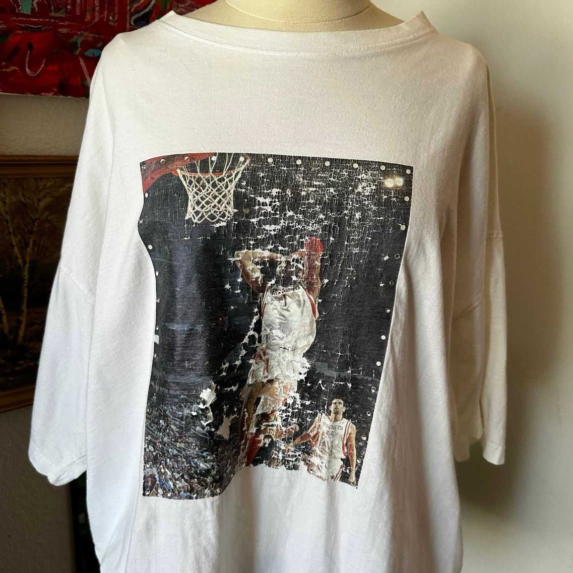 Other NBA licensed apparel, white basketball graphic shirt Size US XXL / EU 58 / 5 - 2 Thumbnail