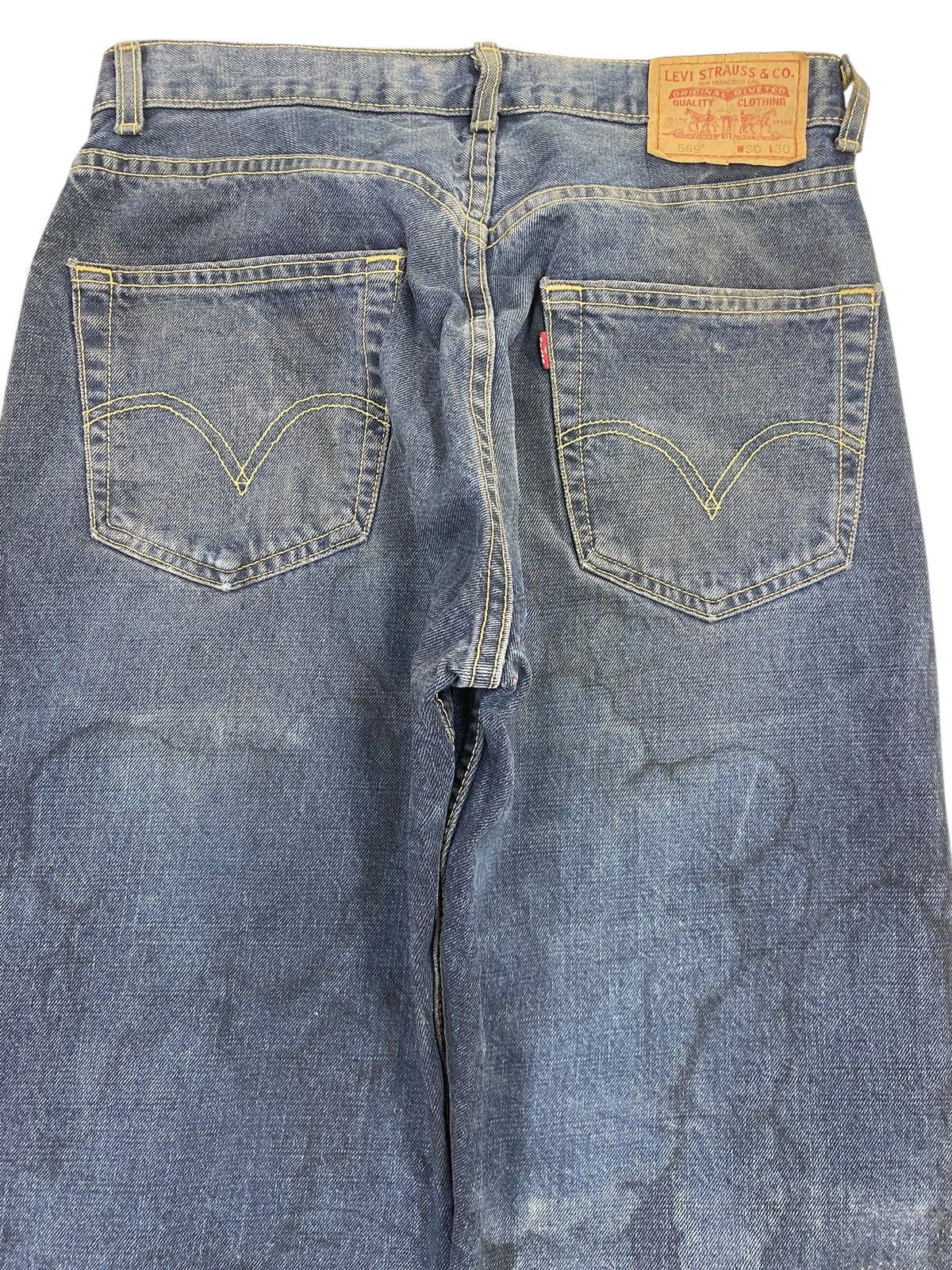 Levi's Levi’s_ Blue Wash Ripped at the back Straigjt Leh Jeans Size US 30 / EU 46 - 4 Thumbnail