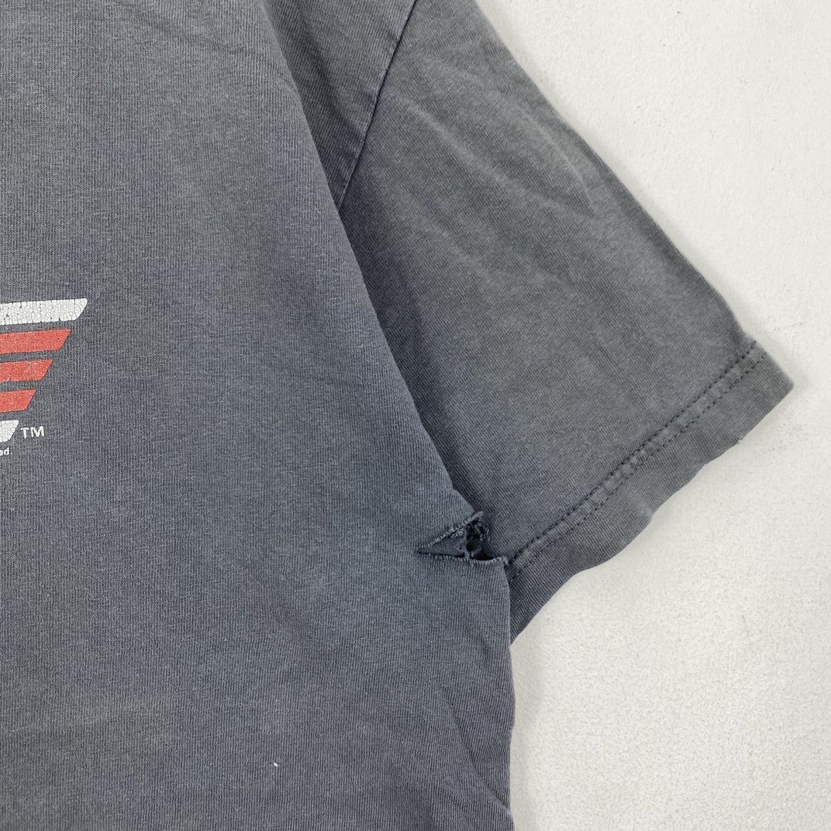 Vintage Vintage 90s Top Gun Wingman T-Shirt Anchor Blue Large Fade Size US L / EU 52-54 / 3 - 5 Thumbnail