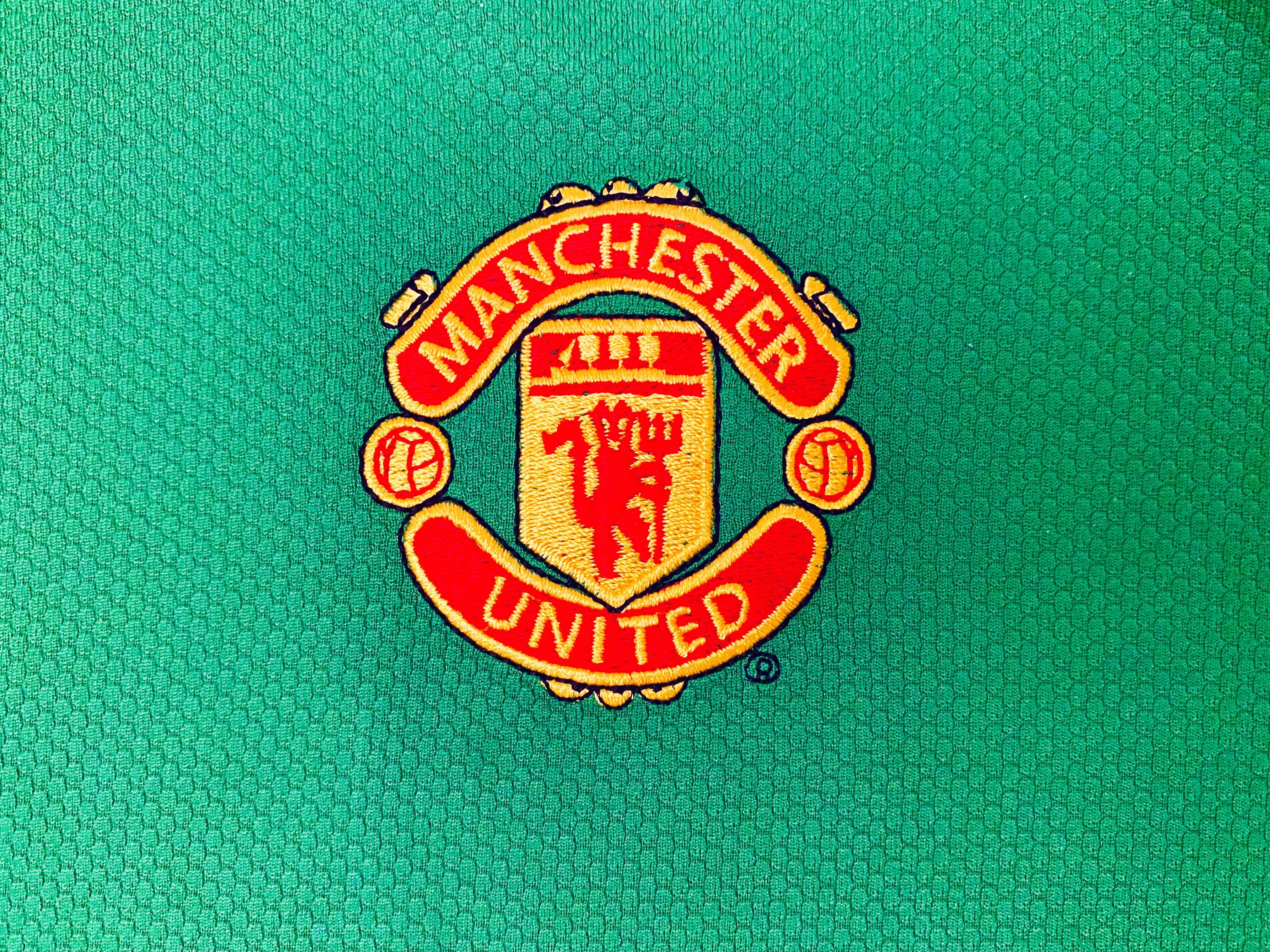 Nike × Vintage Manchester United Home Goalkeeper Jersey Shirt 2005 - 2006 Size US M / EU 48-50 / 2 - 9 Thumbnail
