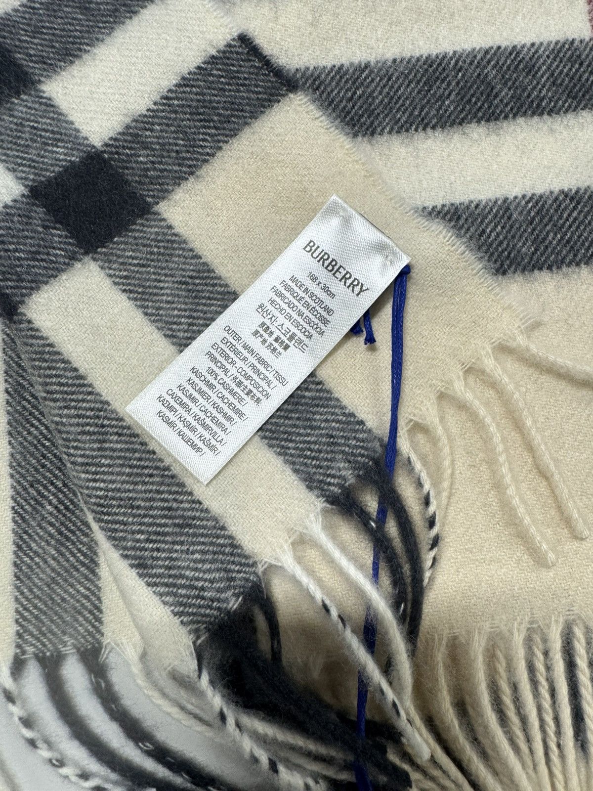 Burberry Burberry Check Cashmere Scarf NEW 700$ Size ONE SIZE - 3 Thumbnail