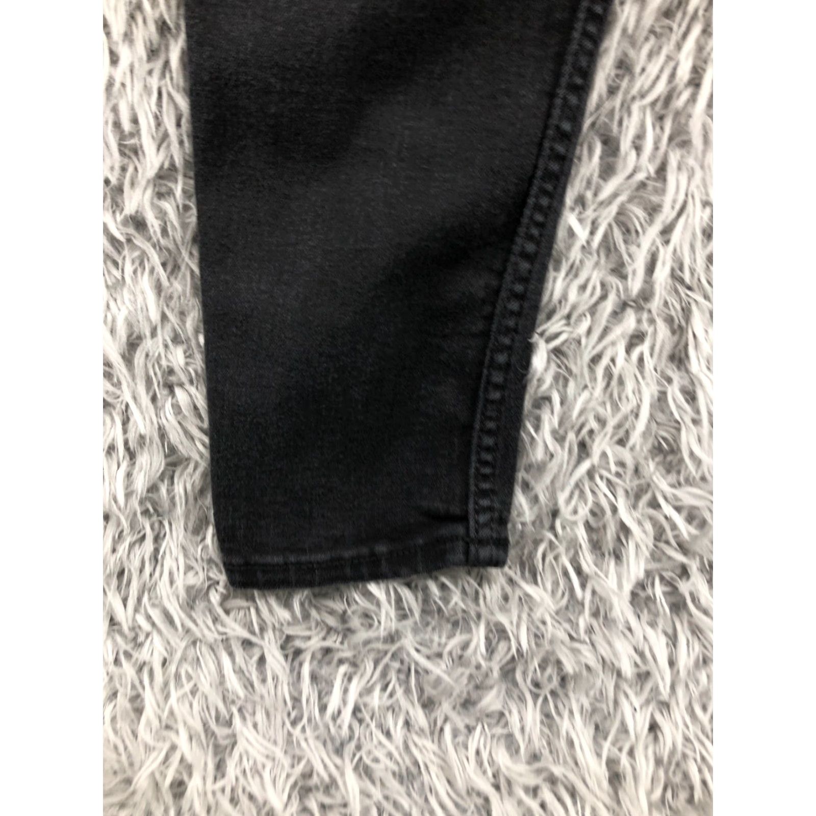 Old Navy Old Navy Jeans Medium Rise Skinny Womens Size 6 Black Dark Wash Denim 5-Pocket) Size 28" / US 6 / IT 42 - 7 Thumbnail