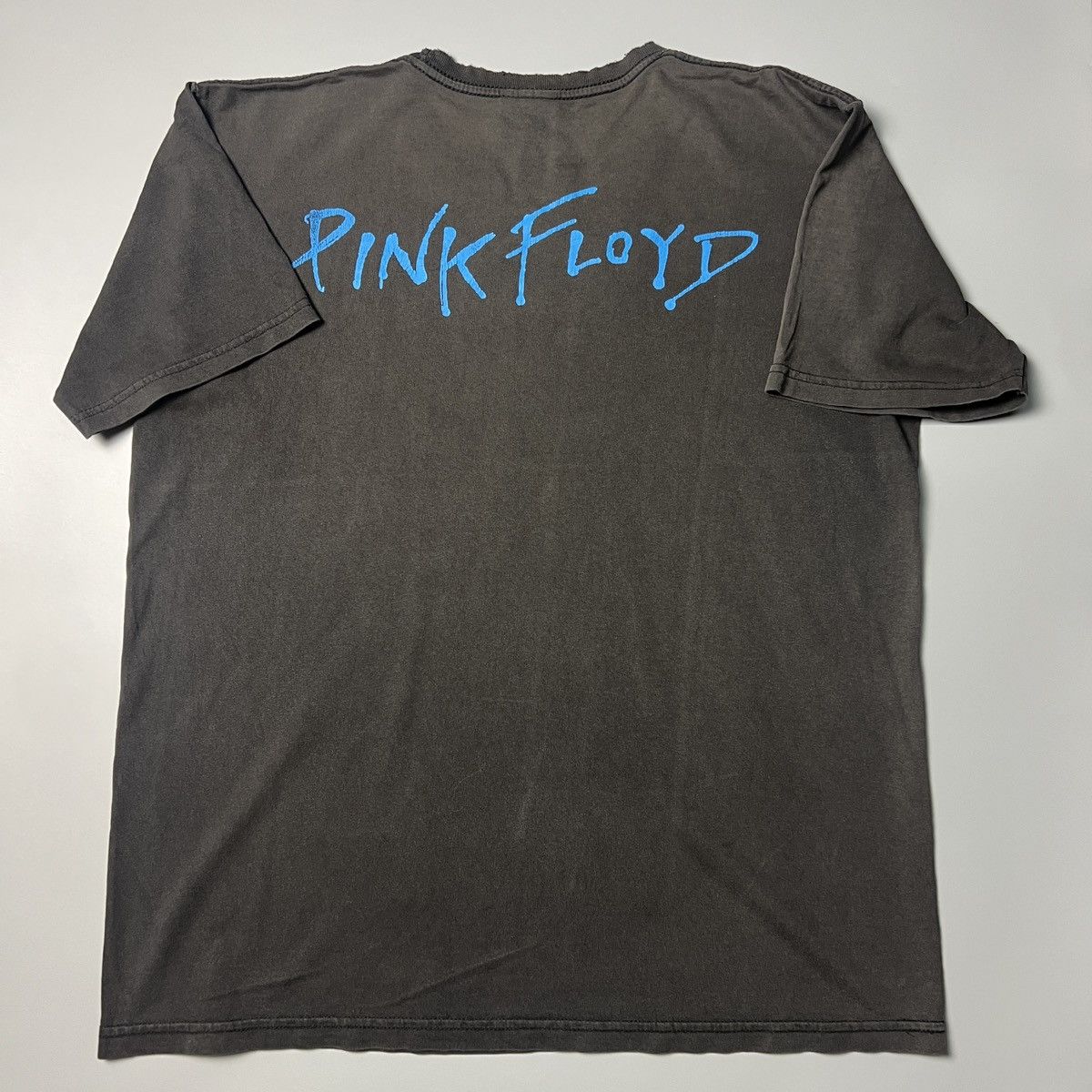 Vintage Pink Floyd The Wall Sun Faded Distressed Band Tee