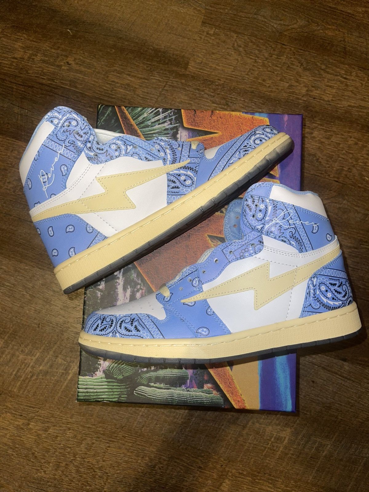 Air Kiy x Reeves Paris