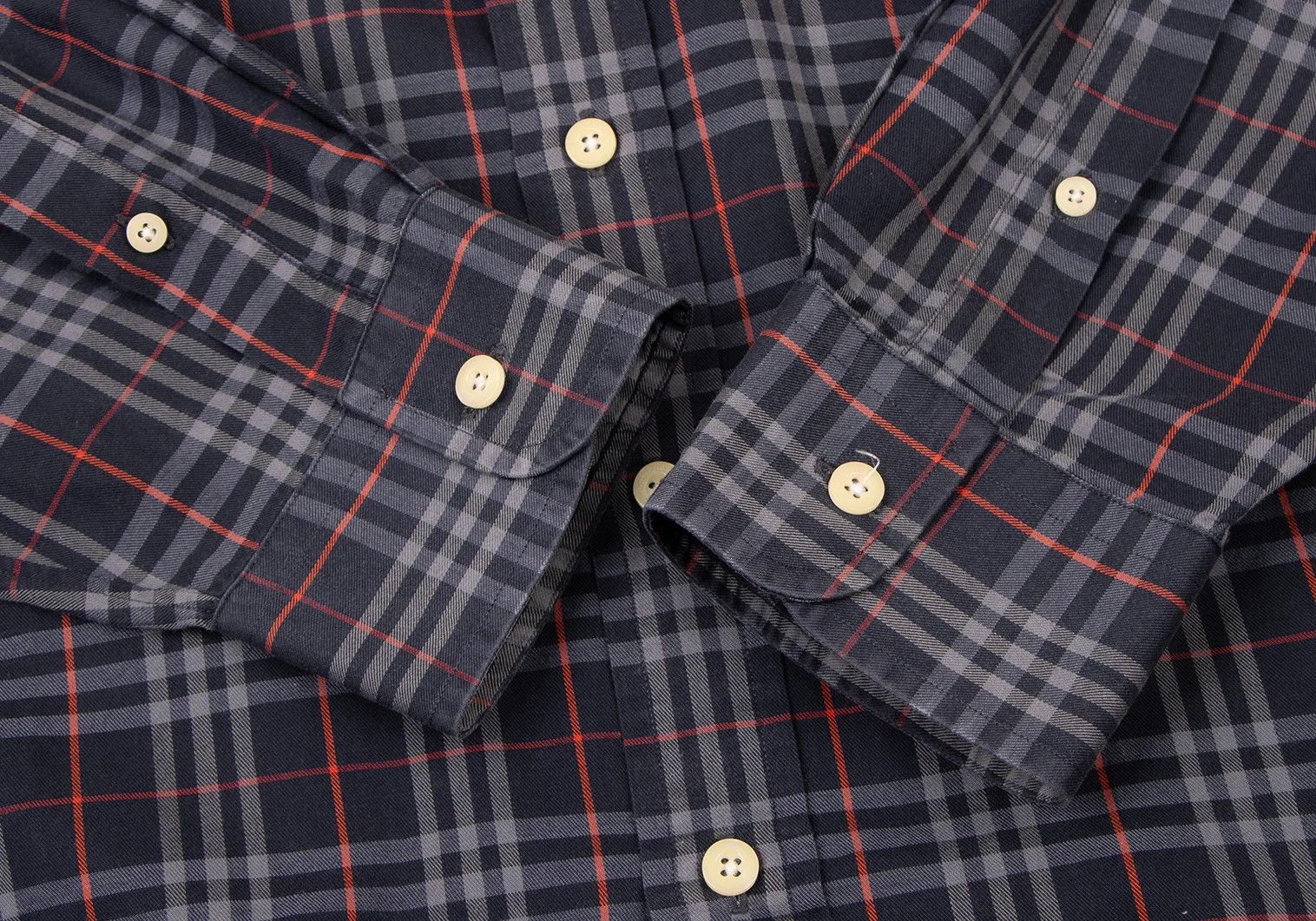 Burberry Cotton Button-Down Check Shirt in Navy Gray Red Size 41 Size US M / EU 48-50 / 2 - 9 Thumbnail
