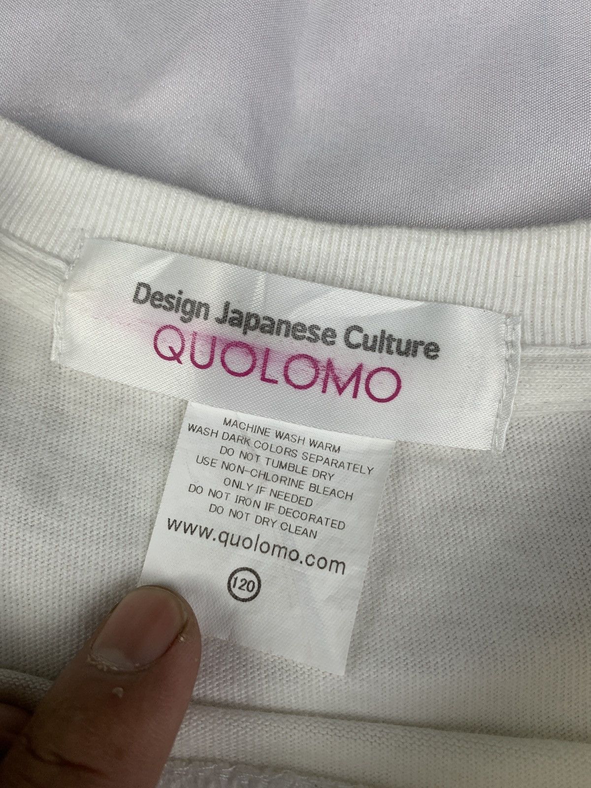 Anime Hello Kitty Sanrio x Quolomi Japan Pop Cute Icon Graphic Top Size S / US 4 / IT 40 - 6 Thumbnail