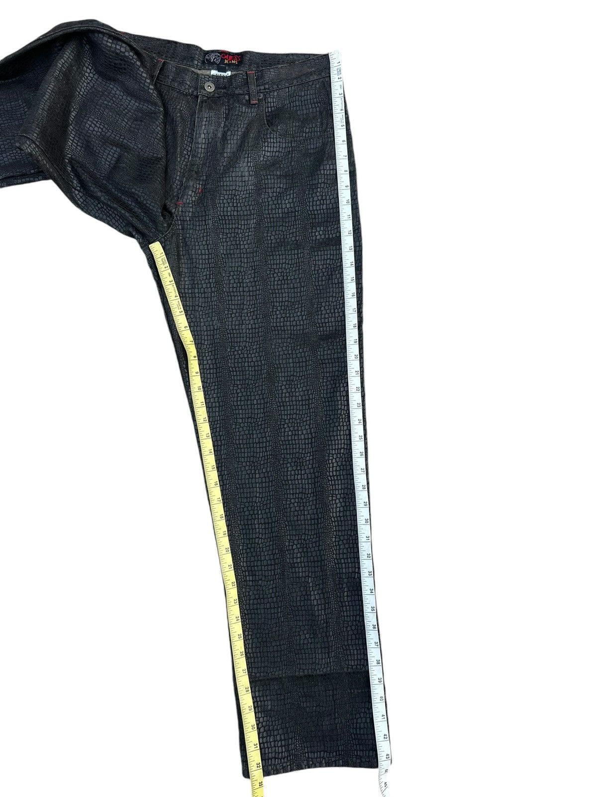 Guess Vintage 90s Guess Croc Skin Print Waxed Denim Jeans Size US 34 / EU 50 - 4 Thumbnail