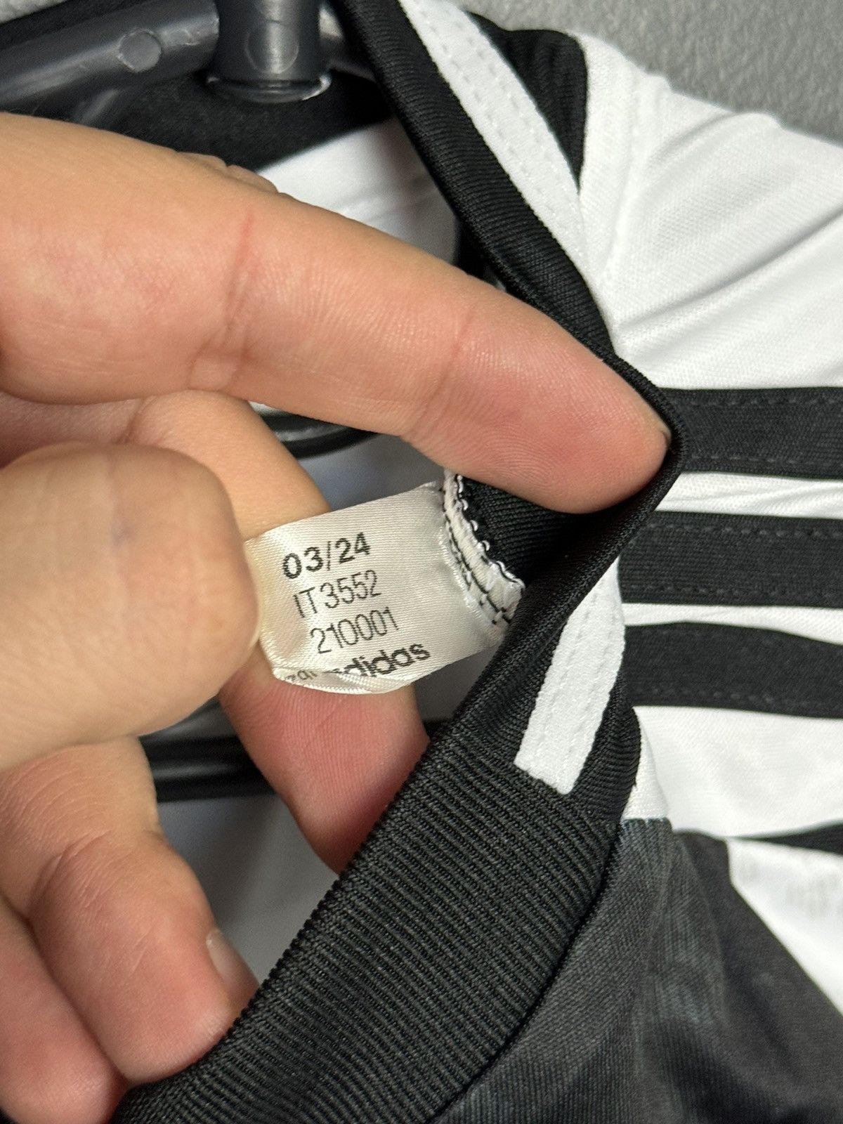 Adidas KIDS Juventus 24/25 Home Yildiz Football Jersey T-Shirt Size US XS / EU 42 / 0 - 13 Thumbnail
