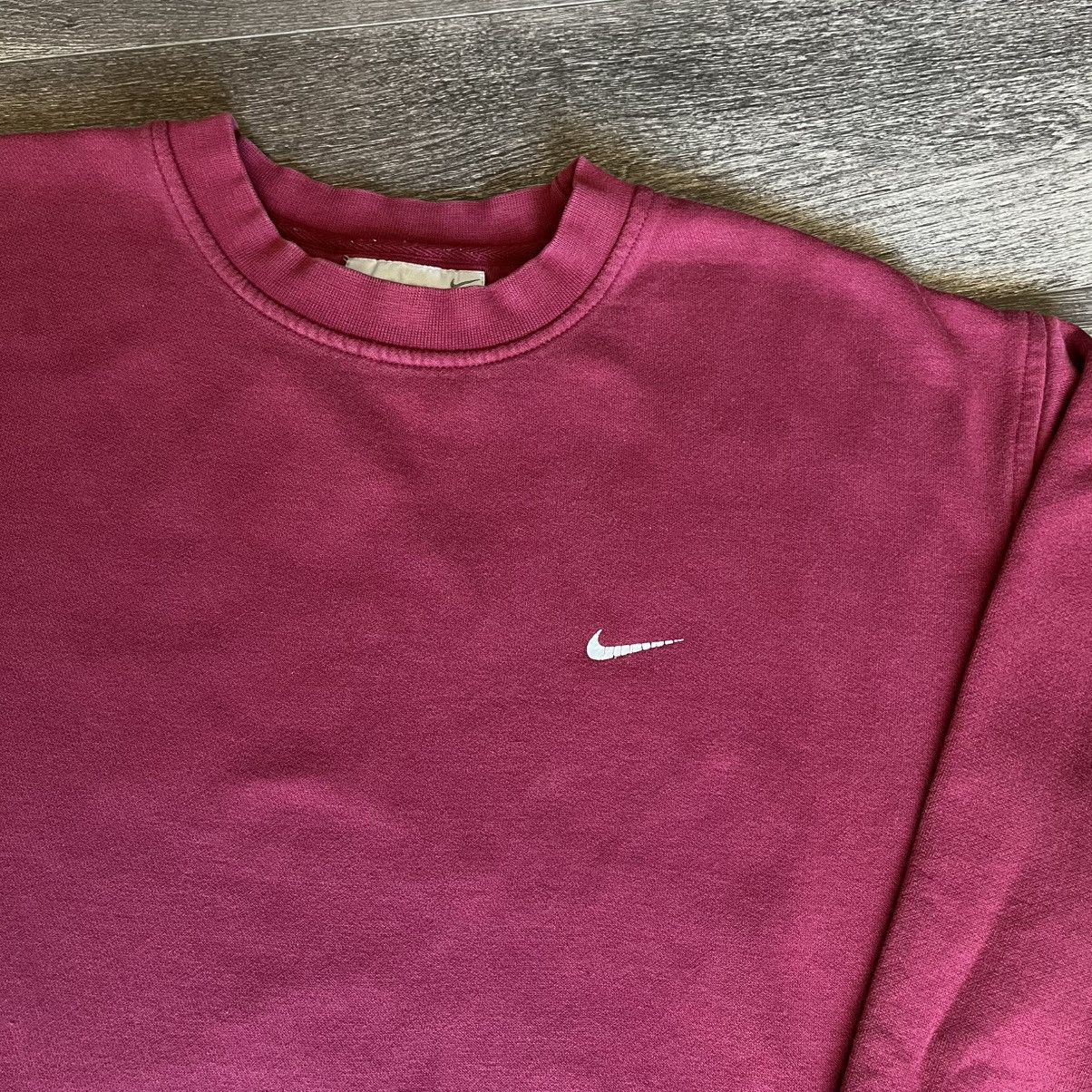 Nike Vintage Y2K Nike Team Basic Swoosh Logo Crewneck Sweatshirt Size US M / EU 48-50 / 2 - 3 Thumbnail