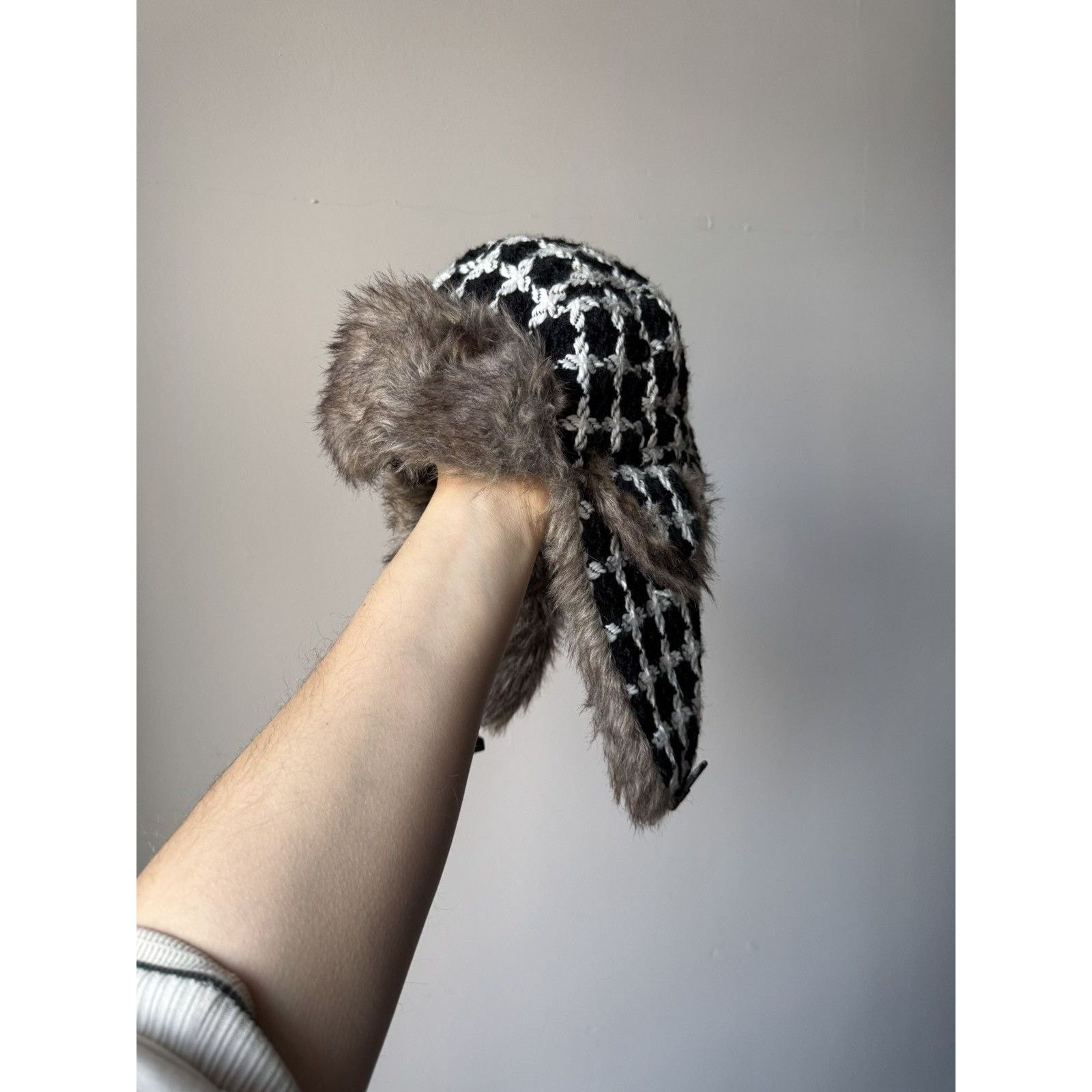 Japanese Brand Y2K Vintage Japanese Fuzzy Mohair Ushanka Hat Size ONE SIZE - 1 Thumbnail