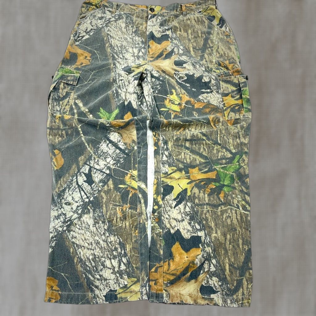 Vintage VINTAGE Mossy Oak Pants Men XL Camouflage Cargo 5-Pocket Belt Loops Green Inseam 32" Relaxed Denim/Canvas Baggy Y2K Mens Size US 36 / EU 52 - 1 Thumbnail