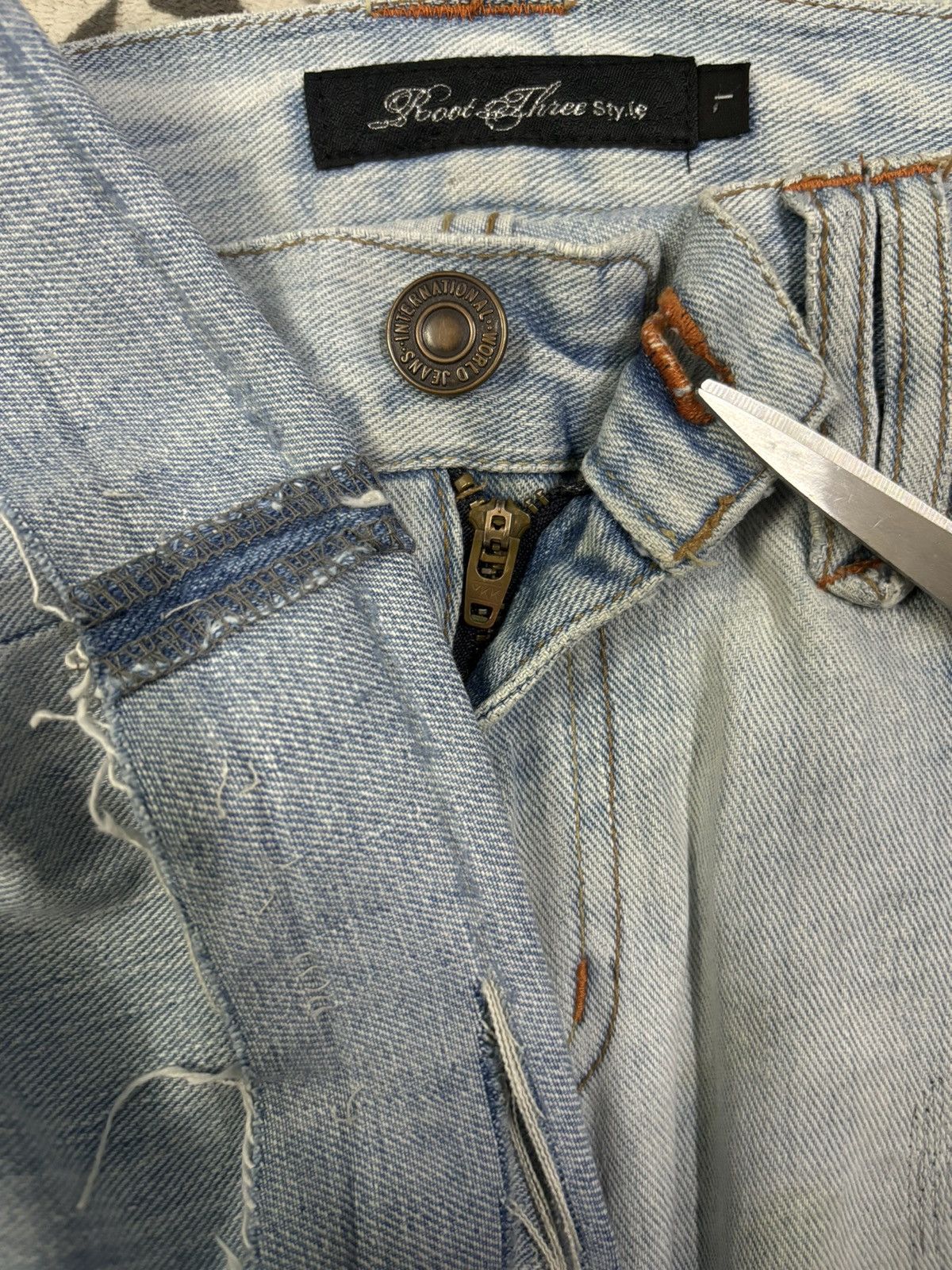 If Six Was Nine Vintage Japanese Brand Mud Wash Flare Fray Leg Grunge Jeans Size US 32 / EU 48 - 4 Thumbnail