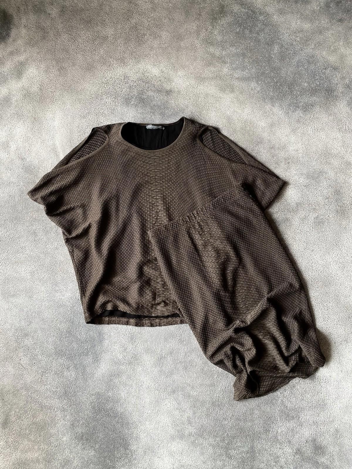 Alexander McQueen 2000`s Alexander McQueen Phyton Structure Suit Top / Skirt Size S / US 4 / IT 40 - 1 Thumbnail