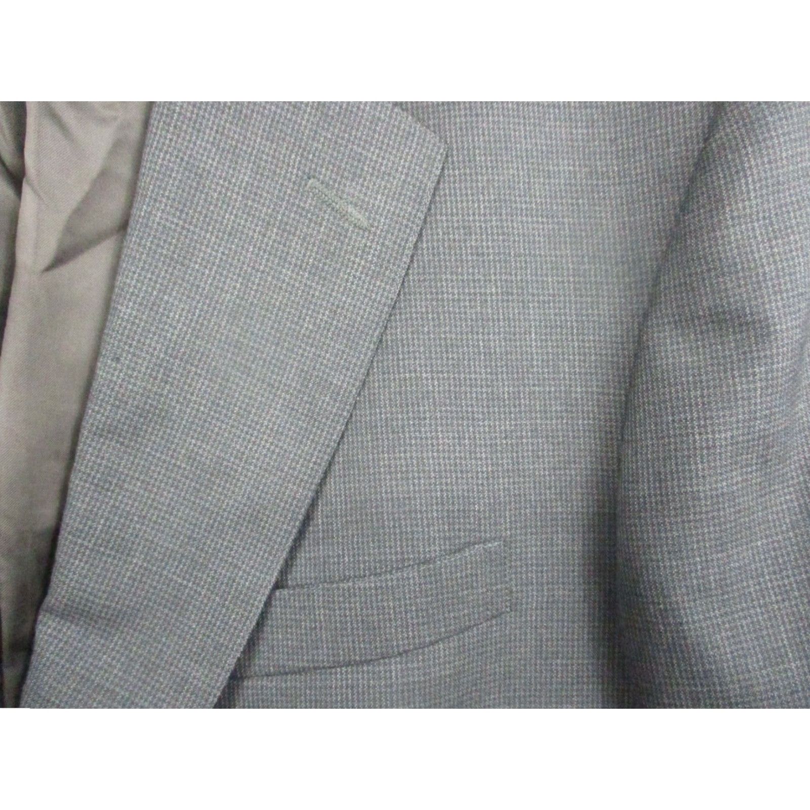 Brooks Brothers VINTAGE Brooks Brothers Makers Wool Blazer 44 Gray Plaid USA Blazer Mens 44 Gray Plaid Brooks Brothers Size 44R - 2 Thumbnail