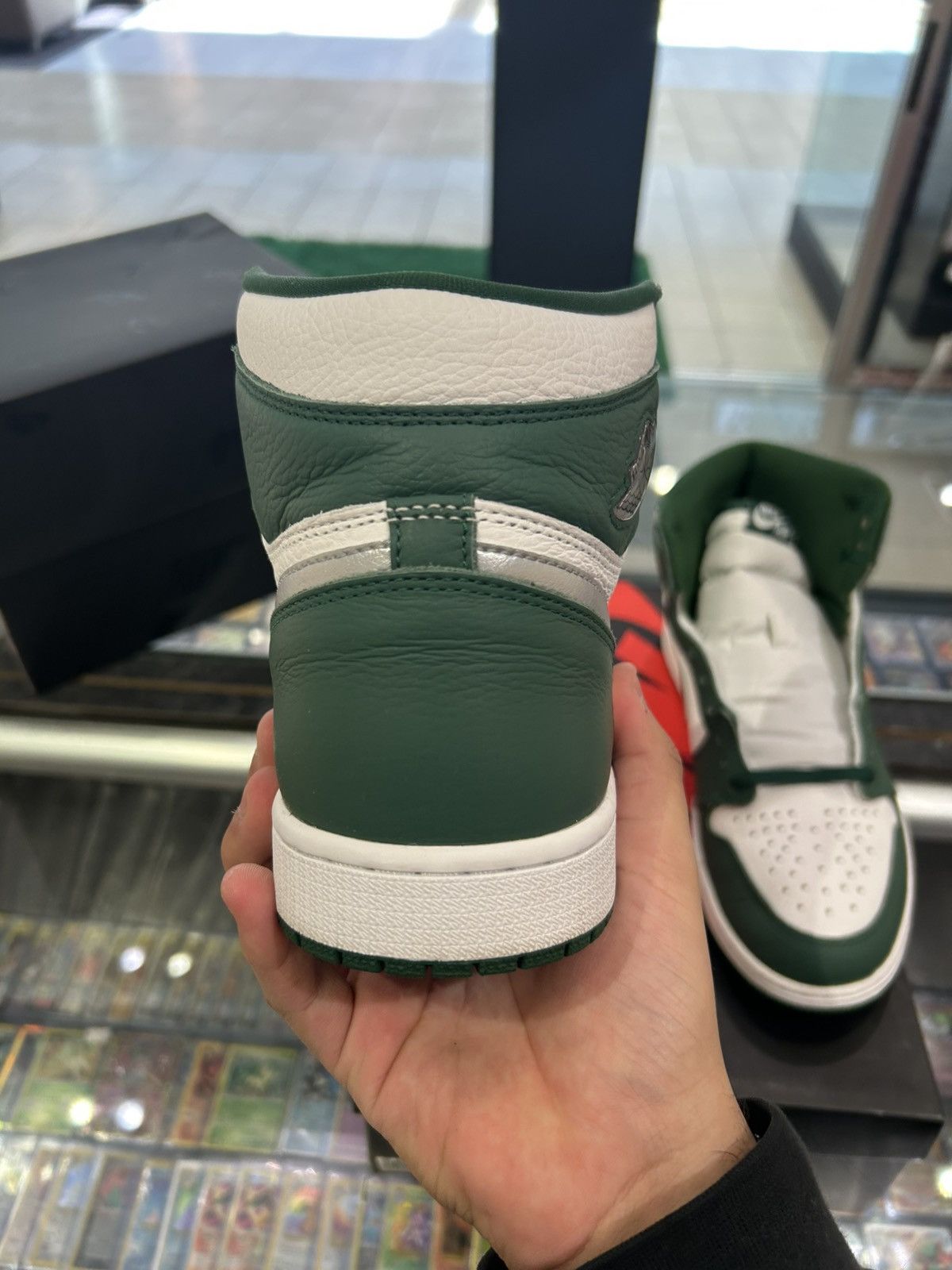 Jordan Brand Jordan 1 gorge green Size US 11 / EU 44 - 8 Thumbnail