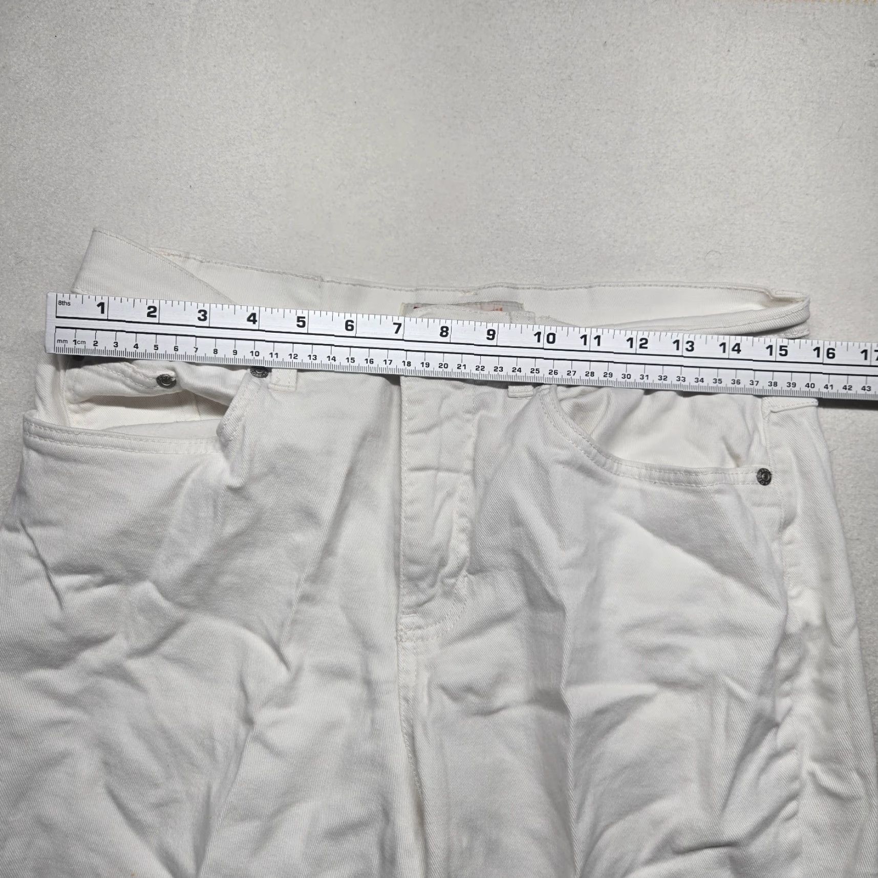 Faded Glory Faded Glory White Casual Pants Womens 14 Pockets Button Zip Straight Capri Length Summer Spring Size 36" / US 14 / IT 50 - 4 Thumbnail