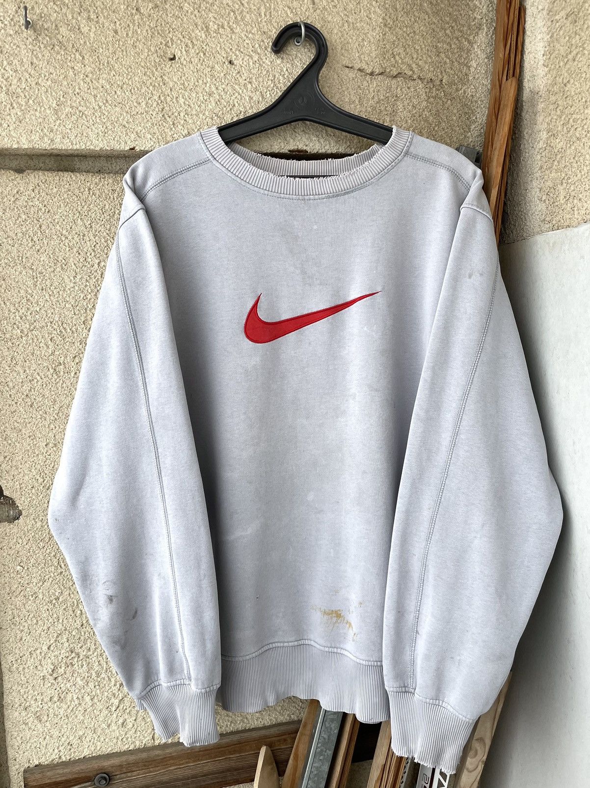 Nike Vintage Y2K Nike Big Logo Distressed Trashed Sweatshirt Size US XL / EU 56 / 4 - 2 Thumbnail