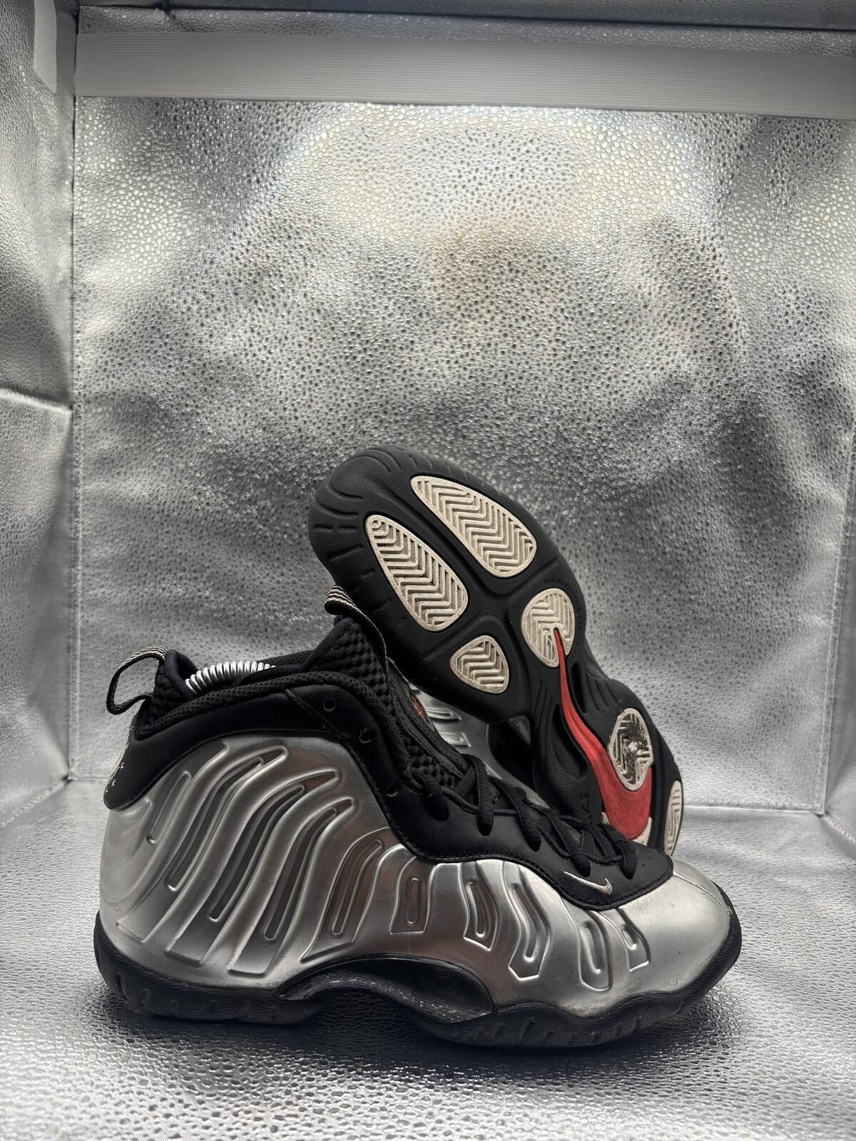 Nike Nike air Foamposite one chrome black GS Size US 5 / EU 37 - 1 Thumbnail