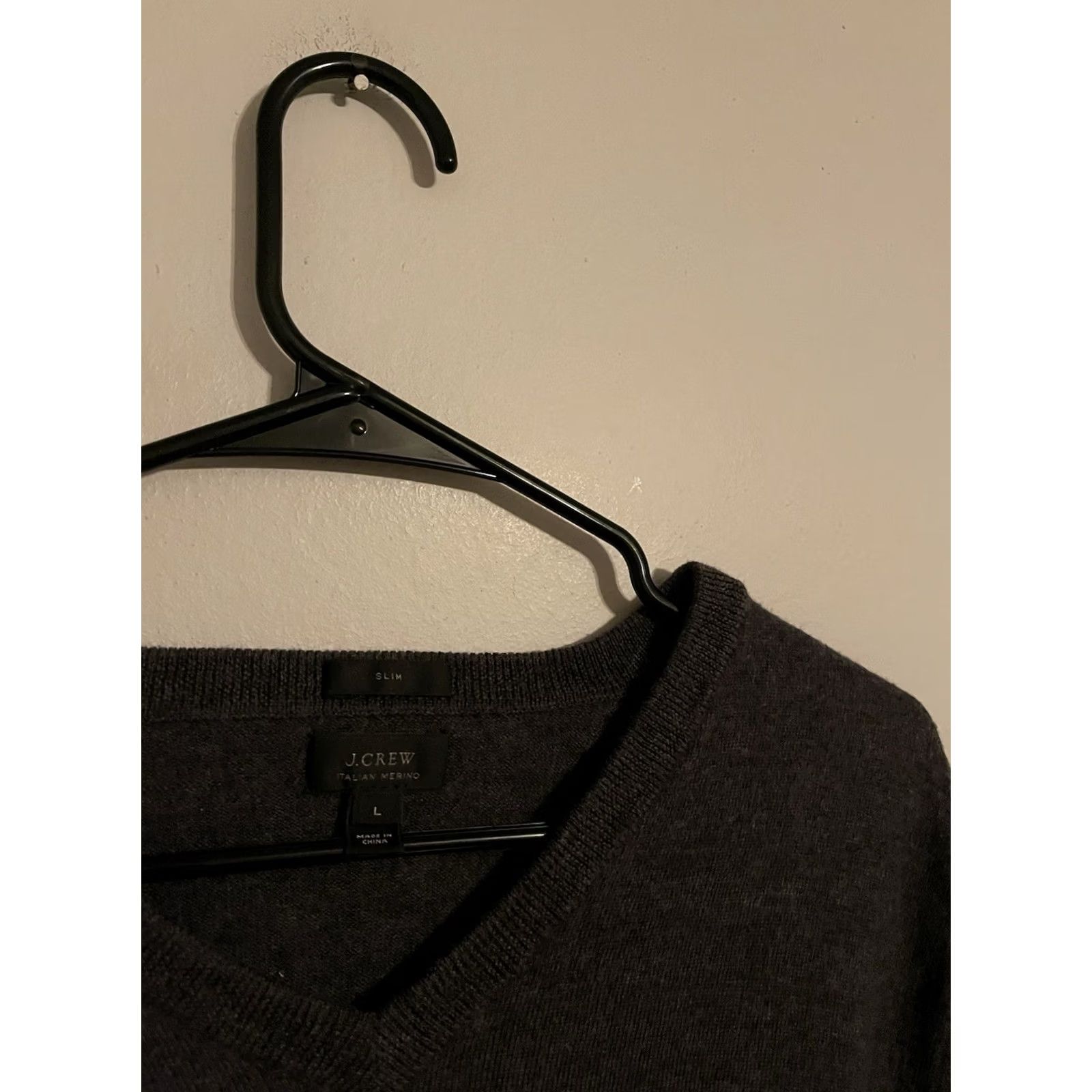 J.Crew J.Crew Slim Grey Wool V-Neck Sweater Large Mens - G8932 Size US L / EU 52-54 / 3 - 2 Thumbnail