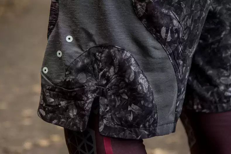 Undercover NIKE GYAKUSOU UNDERCOVER Grey maple leaf shorts Size US 30 / EU 46 - 4 Thumbnail
