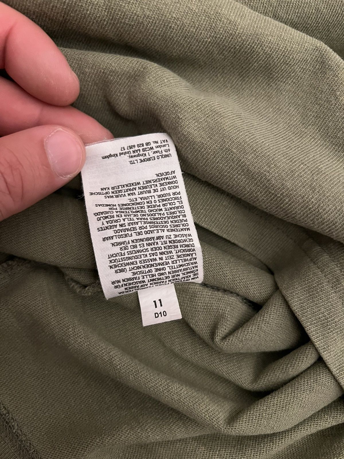 Lemaire × Uniqlo Thrashed x Faded Christopher Lemaire x Uniqlo Tee in Green Size US XL / EU 56 / 4 - 6 Thumbnail