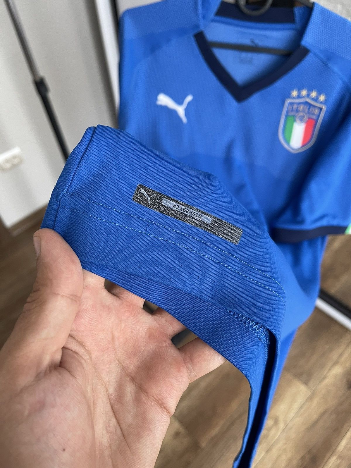 Puma 2018/2019 Puma Italy Soccer Jersey T-Shirt Tee Size US M / EU 48-50 / 2 - 13 Thumbnail