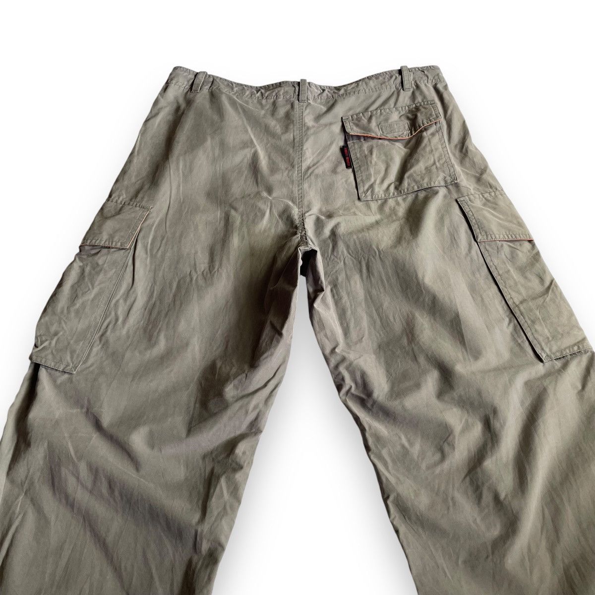20471120 🇯🇵 291295 = HOMME 3 WAYS NYLON PARACHUTE CARGO PANTS Size US 34 / EU 50 - 14 Thumbnail