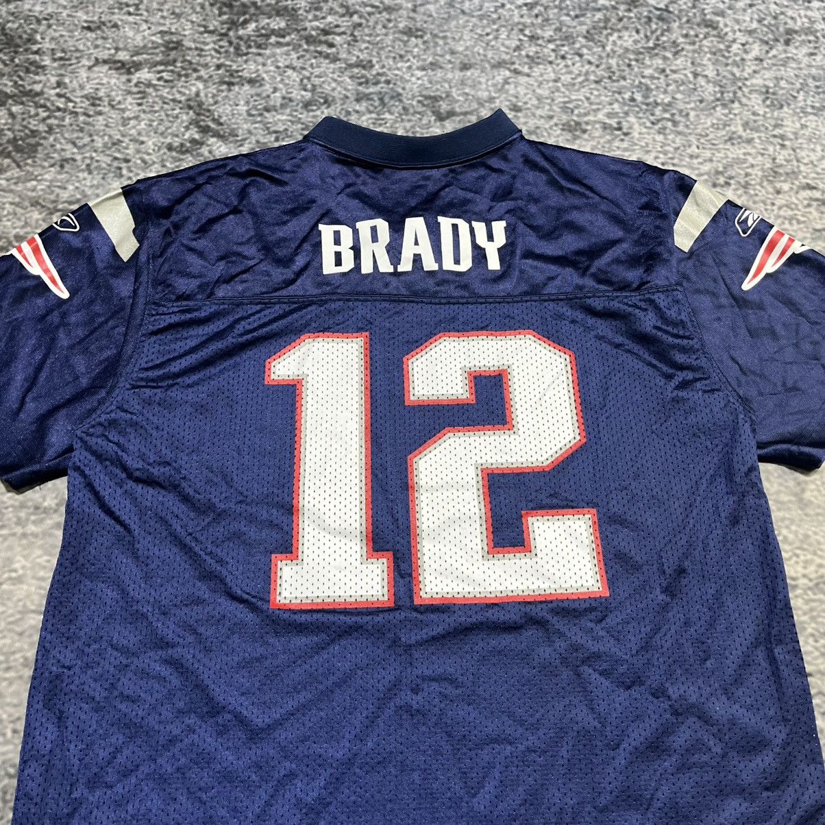 NFL Tom Brady #12 New England Patriots Jersey Reebok Home Medium Size US M / EU 48-50 / 2 - 8 Thumbnail