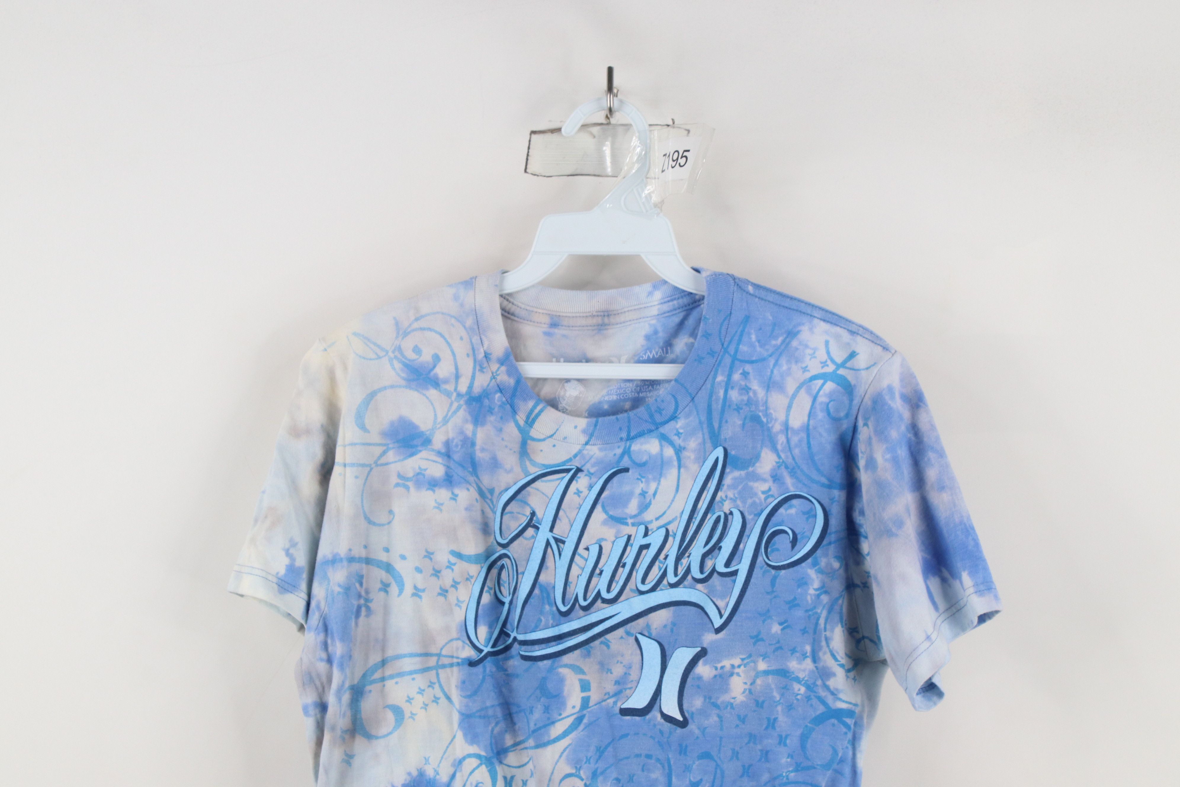 Hurley × Vintage Vintage Hurley Surfing Spell Script Tribal Acid Wash T-Shirt Size S / US 4 / IT 40 - 2 Thumbnail