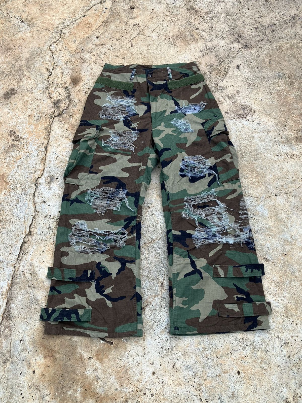 Vintage × Woodlands Custom Vintage Chemical protection pants Woodland 1997’s. Size US 32 / EU 48 - 1 Thumbnail