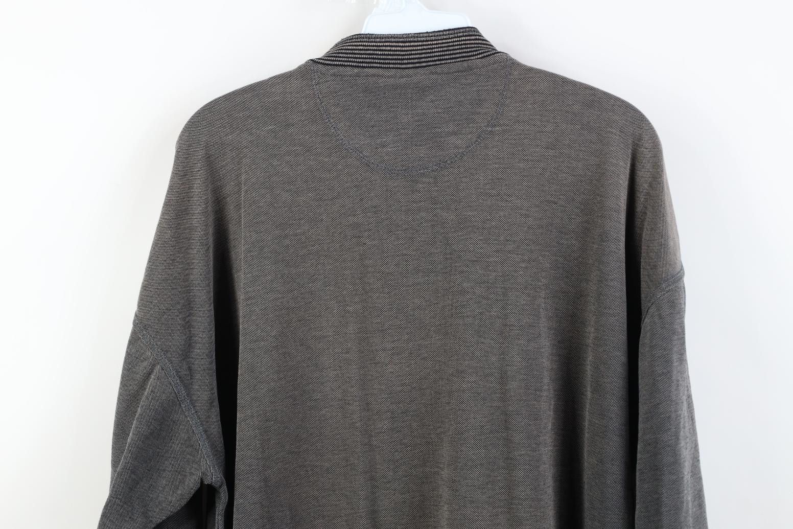 Vintage Vintage 90s Sun Faded Red Wings Hockey Knit Henley T-Shirt Size US XL / EU 56 / 4 - 13 Thumbnail