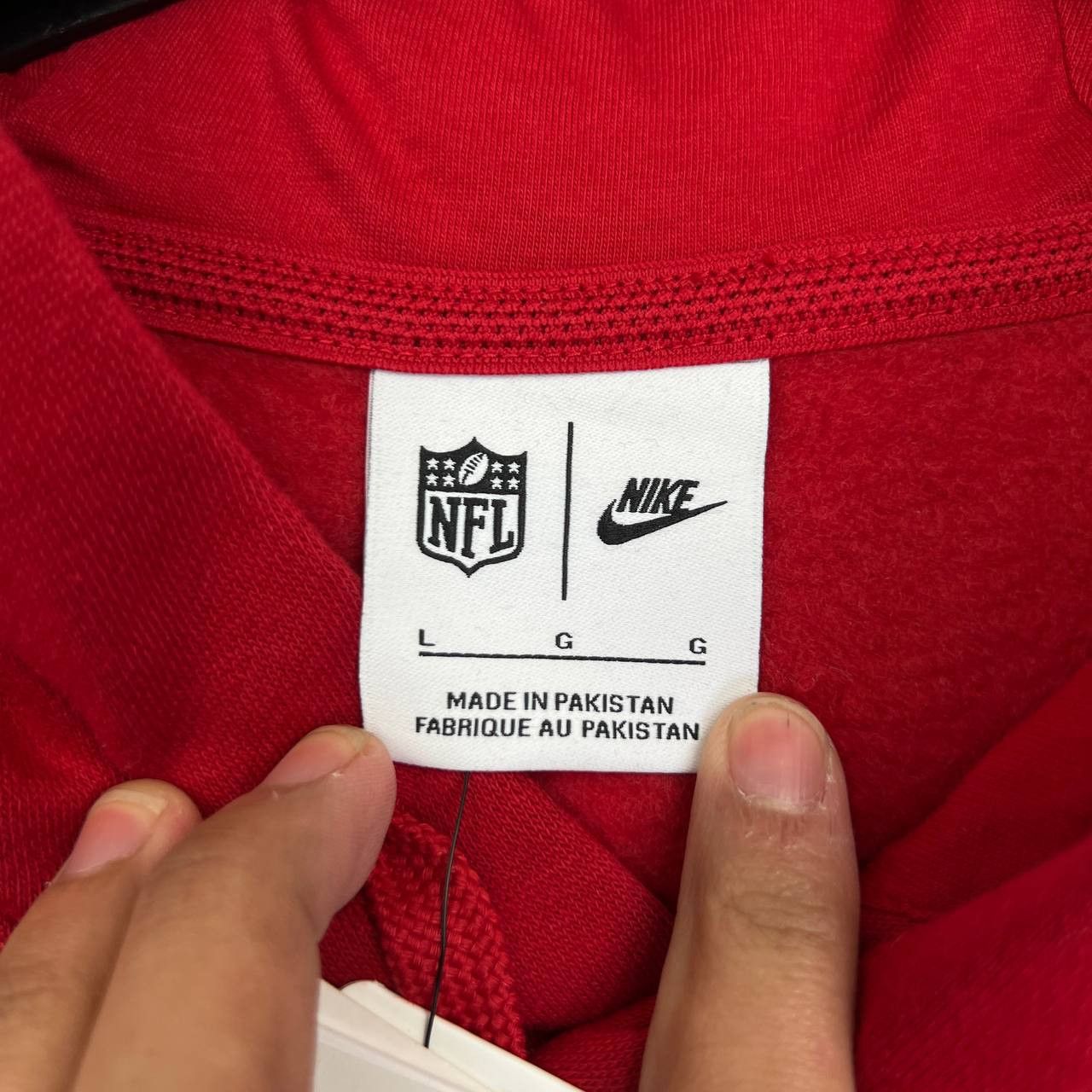 Nike Nike Hoodie Men Large Red Tampa Bay Buccaneers NFL New L Size US L / EU 52-54 / 3 - 2 Thumbnail