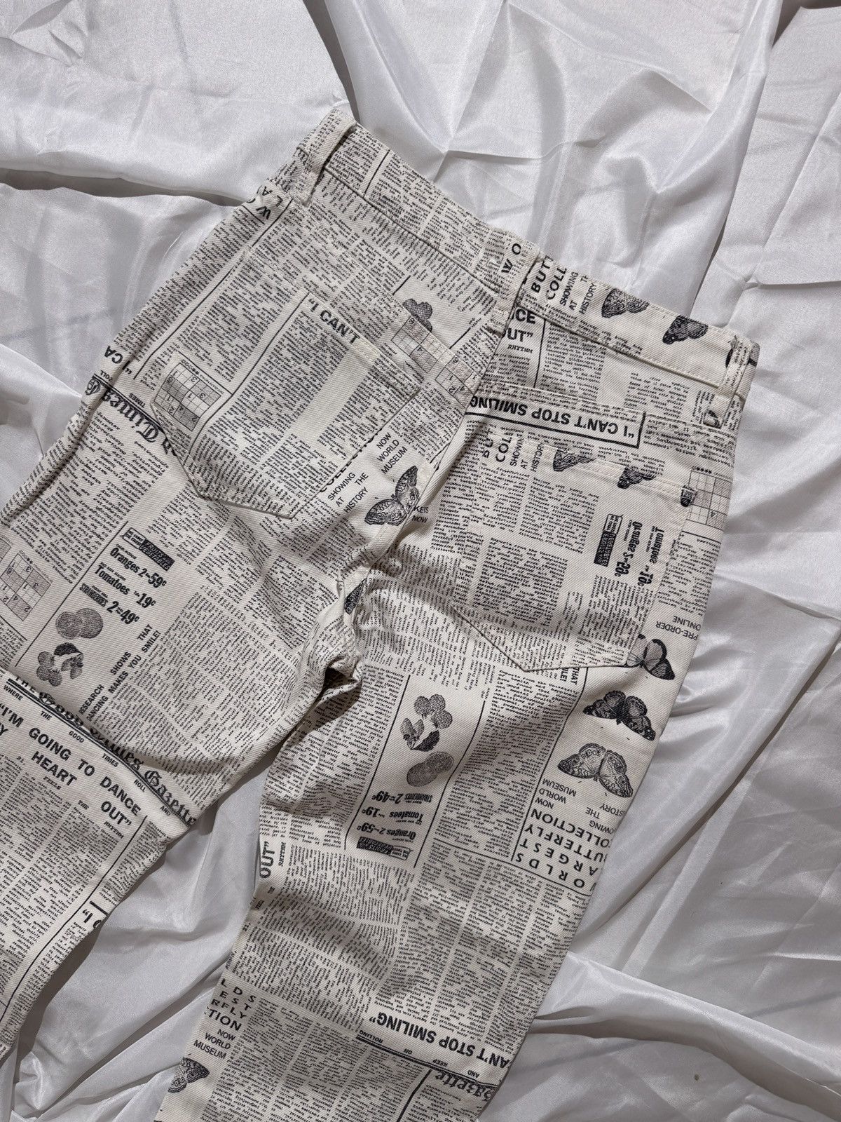 Hysteric Glamour Gazette Printed Vintage Bootcut Jeans (John Galliano style) Size 27" / US 4 / IT 40 - 8 Thumbnail