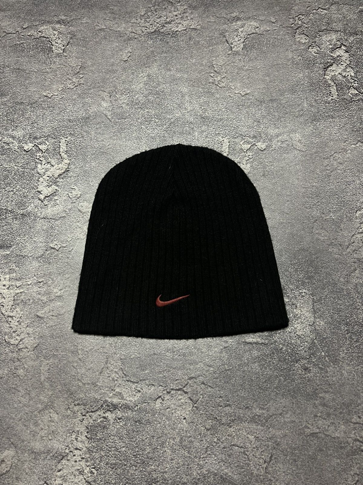 Nike Vintage 90s Nike Beanie Hat Streetwear Y2K Size ONE SIZE - 1 Thumbnail