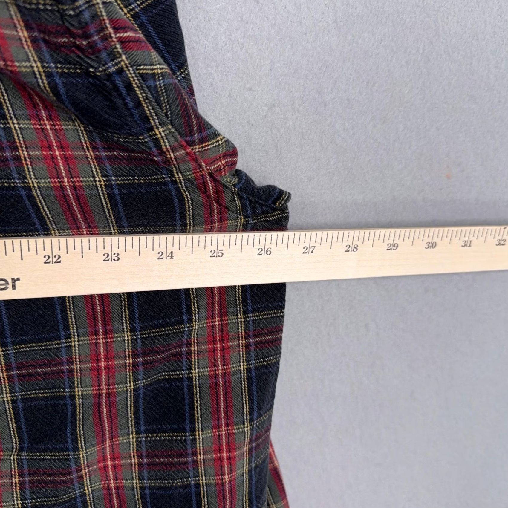 Vintage VINTAGE L.L. Bean Shirt Mens XL Plaid Flannel Button-Front Casual Outdoor Blue Red Size US XL / EU 56 / 4 - 4 Thumbnail