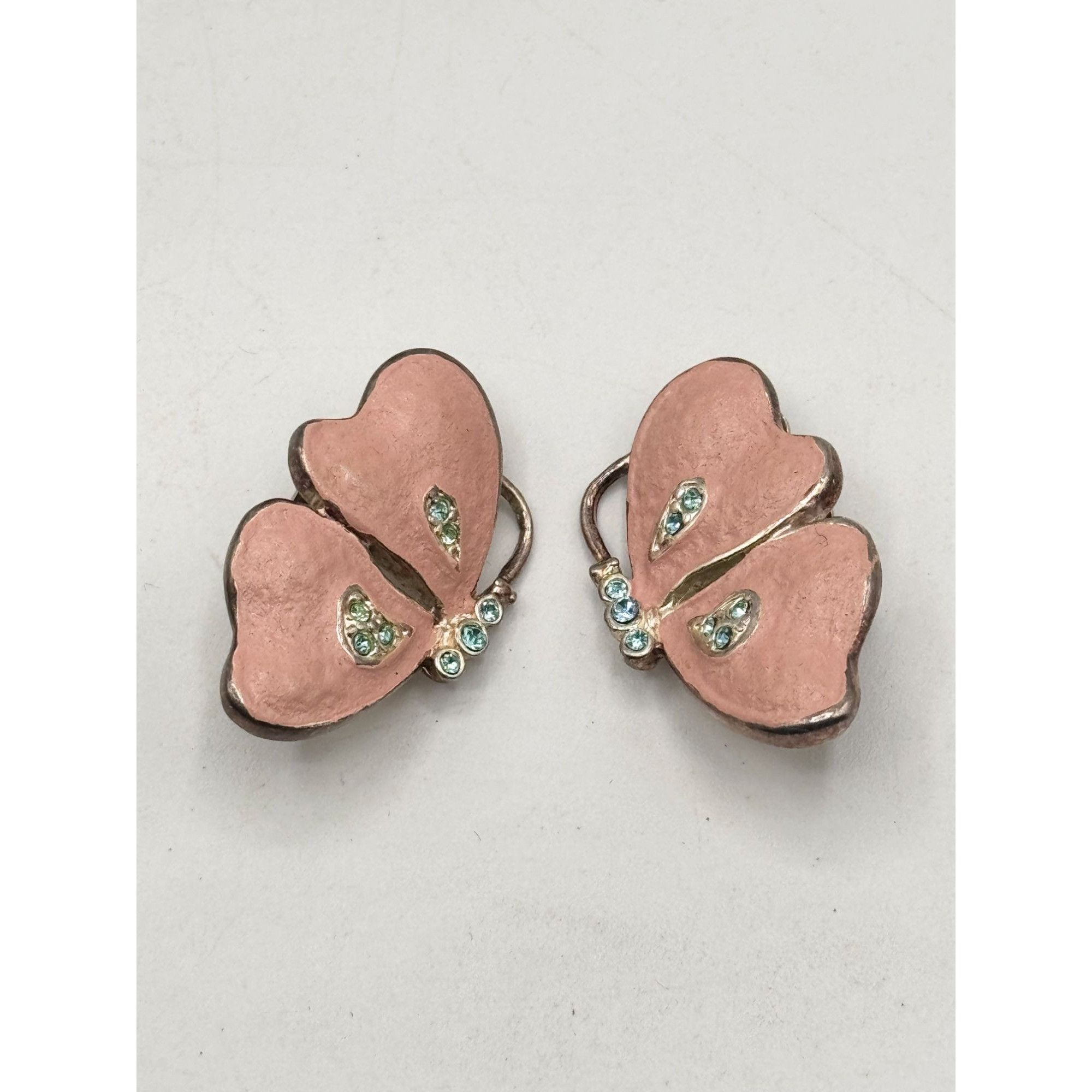 Vintage Pink enamel blue rhinestone butterfly clip on earrings Size ONE SIZE - 4 Thumbnail