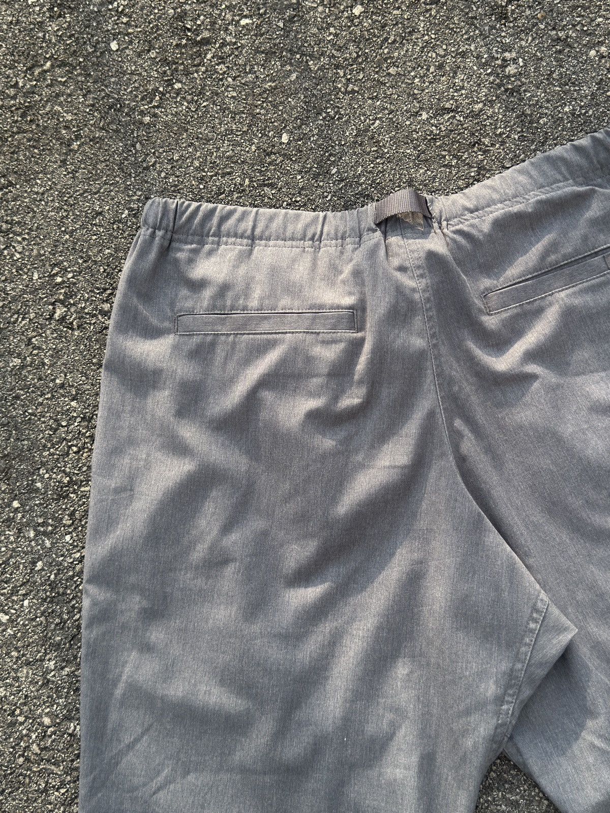 Gramicci Gramici men's golf pants elastic waist and a built-in belt Size US 34 / EU 50 - 9 Thumbnail